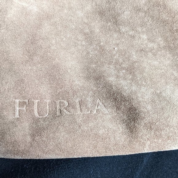 FURLA suede handbag - Picture 2 of 6